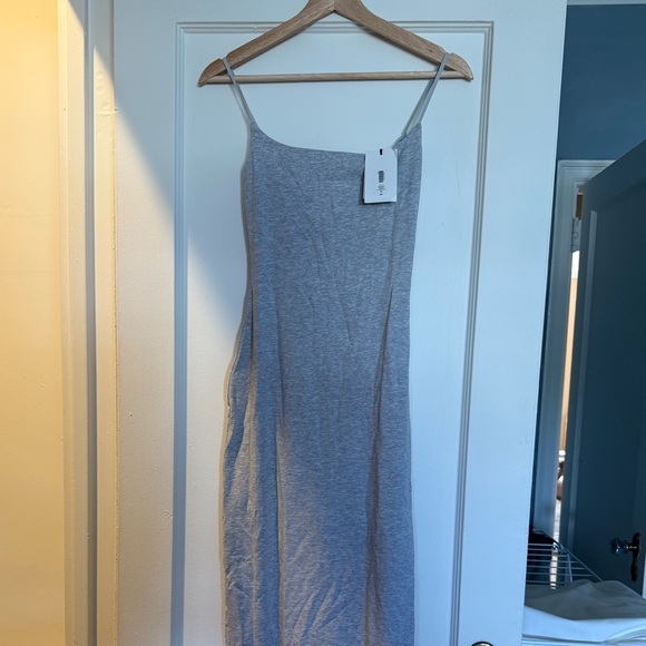 Aritzia Casual Contour Cami Maxi Dress - Picture 2 of 2